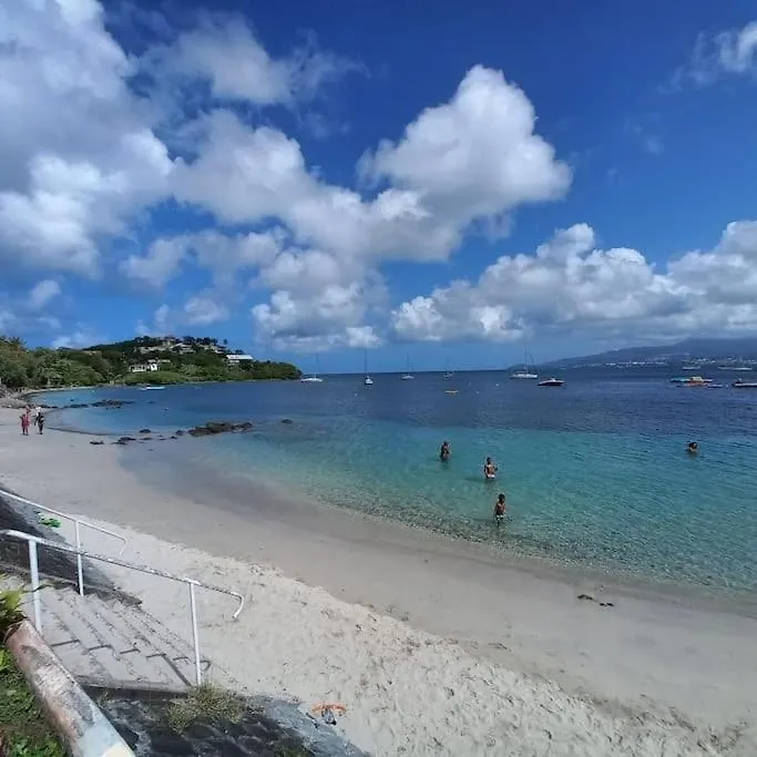 Charmant T1 avec vue sur marina Les Trois-Ilets 0*,  Martinique